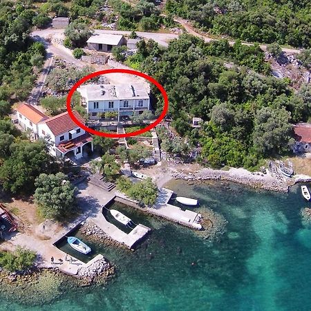Apartments By The Sea Zuronja, Peljesac - 10137 Brijesta エクステリア 写真
